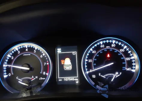 2018 Toyota Highlander Xle z USA, uszkodzony, nr VIN 5TDJZRFH7JS891334